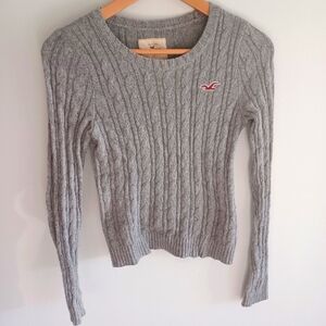 Hollister Cable knit sweater